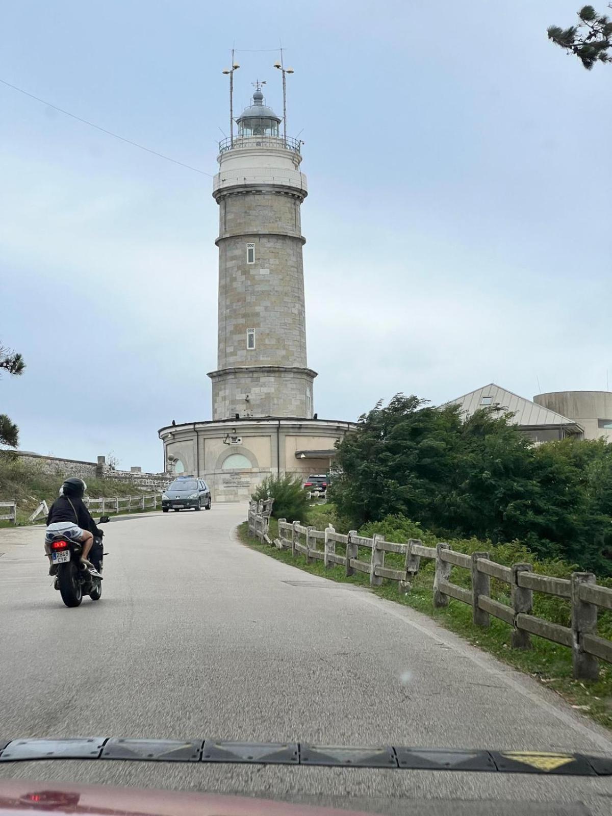 El Pisuco De Lu Entre Puertochico Y El Sardinero Apartment ซานตานเดร์ ภายนอก รูปภาพ